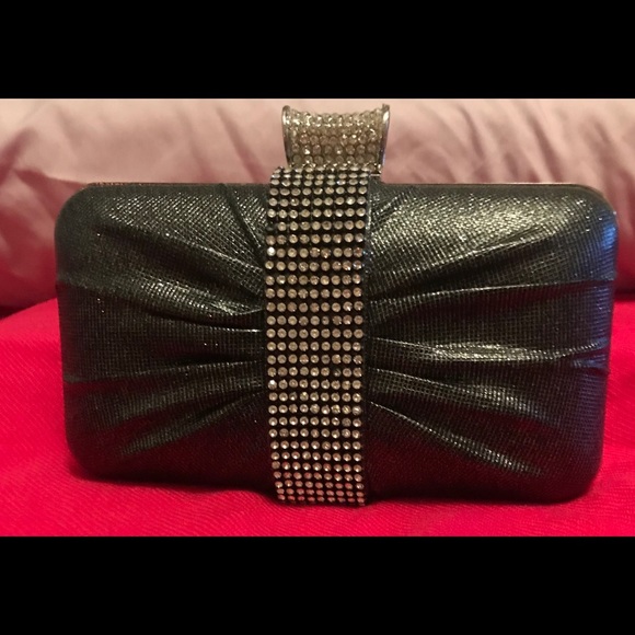 CHARCOAL&RHINESTONE CLUTCH WITH REMOVABLE STRAP - Picture 2 of 4